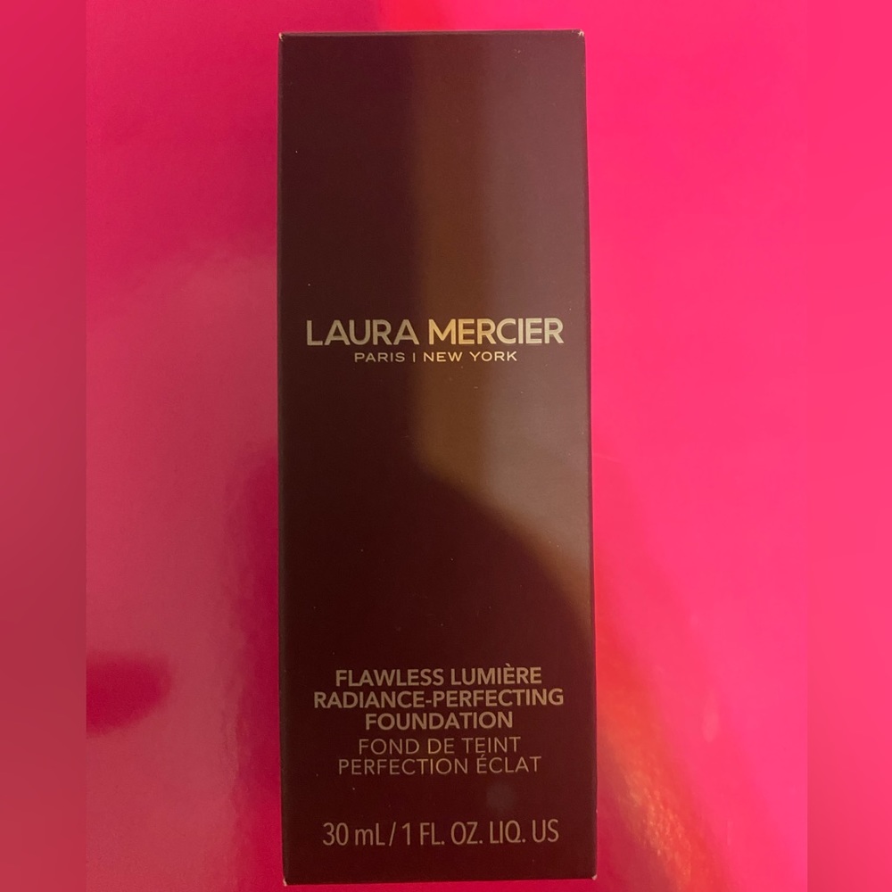 Laura Mercier Flawless Lumiere Radiance Perfecting Foundation — 3N2 Honey